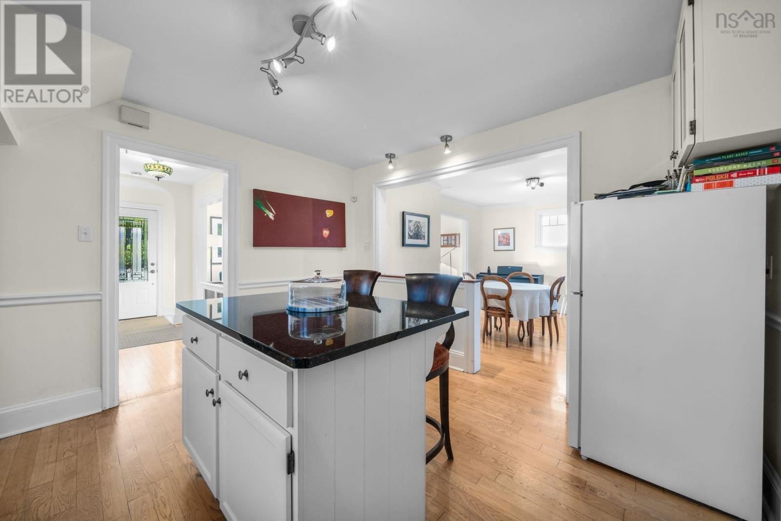 6869 Quinpool Road Property Photo 18
