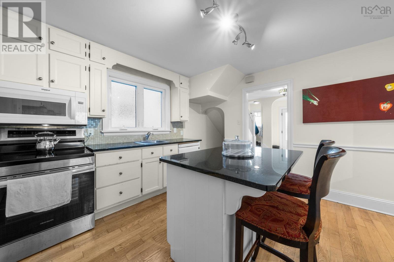 6869 Quinpool Road Property Photo 19