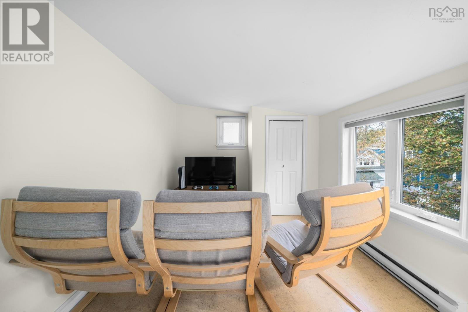 6869 Quinpool Road Property Photo 33