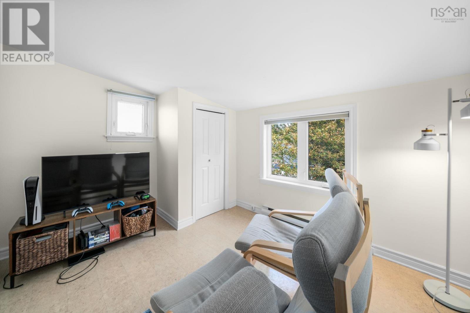 6869 Quinpool Road Property Photo 34