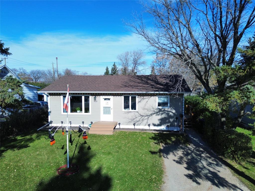 433 4th Avenue Property Photo 2
