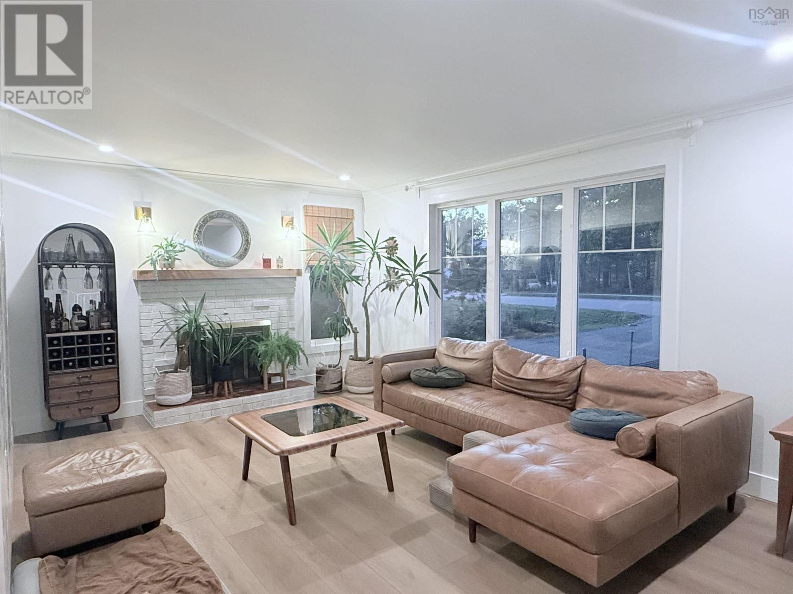 45 Springwaters Place Property Photo 16