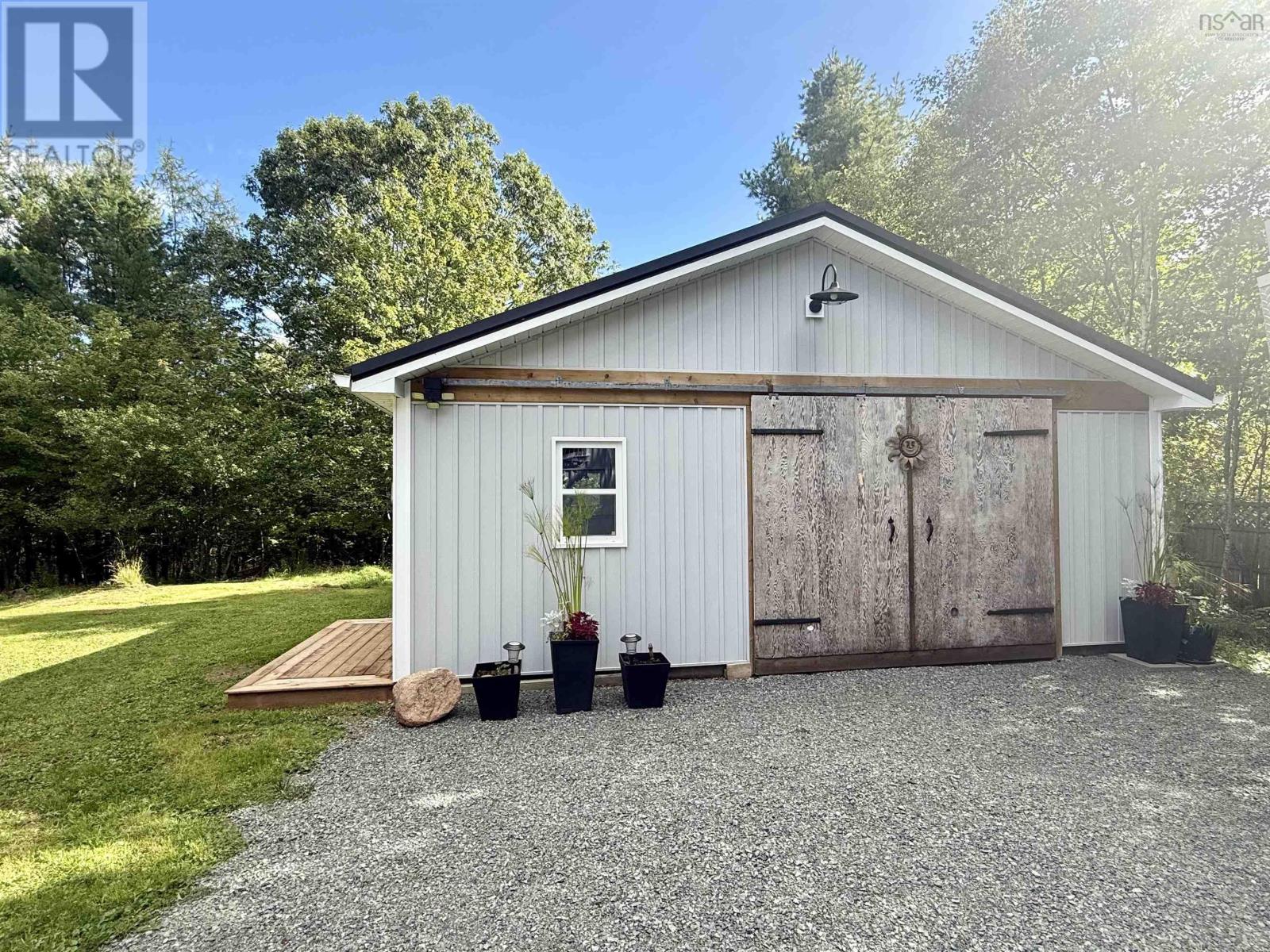 45 Springwaters Place Property Photo 36