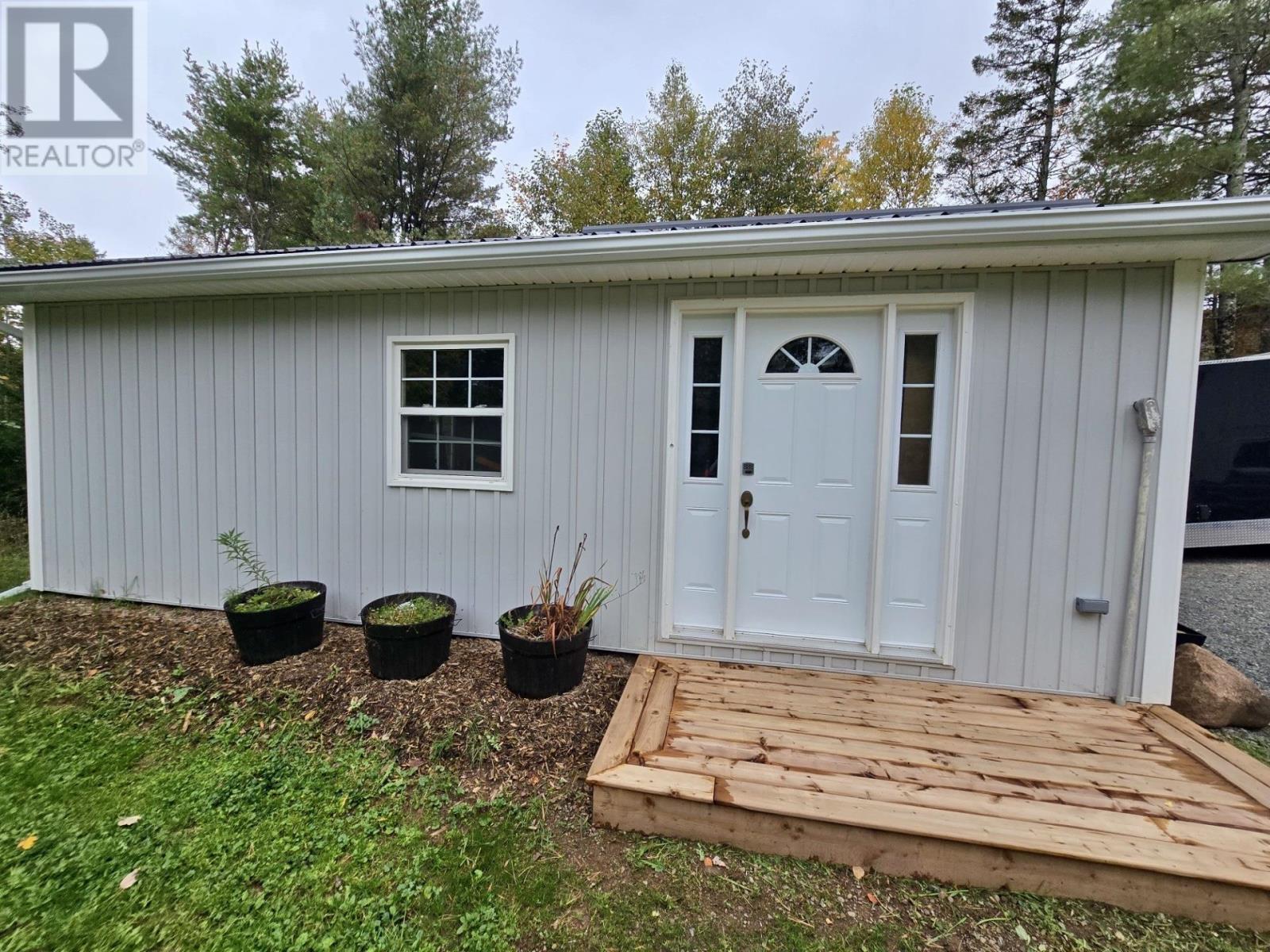 45 Springwaters Place Property Photo 37