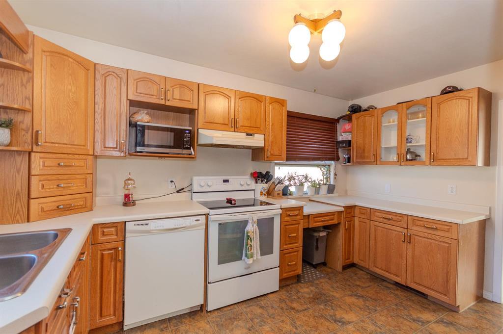 759 5th Avenue Property Photo 4