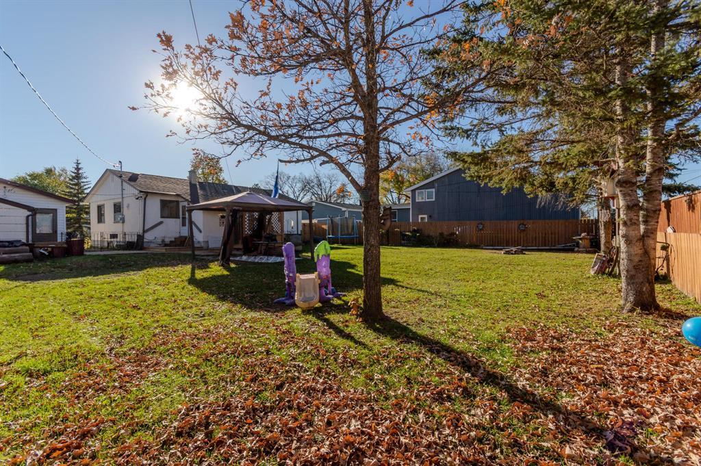 759 5th Avenue Property Photo 27