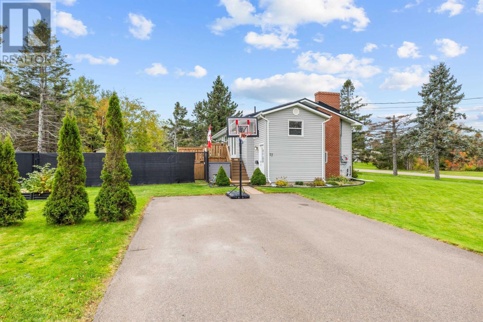 17 Aintree Drive Property Photo 39