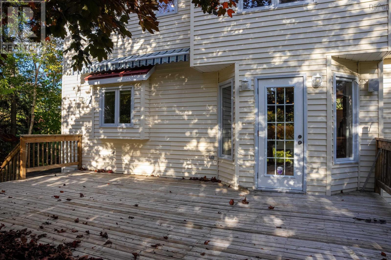 24 Nottingham Drive Property Photo 40