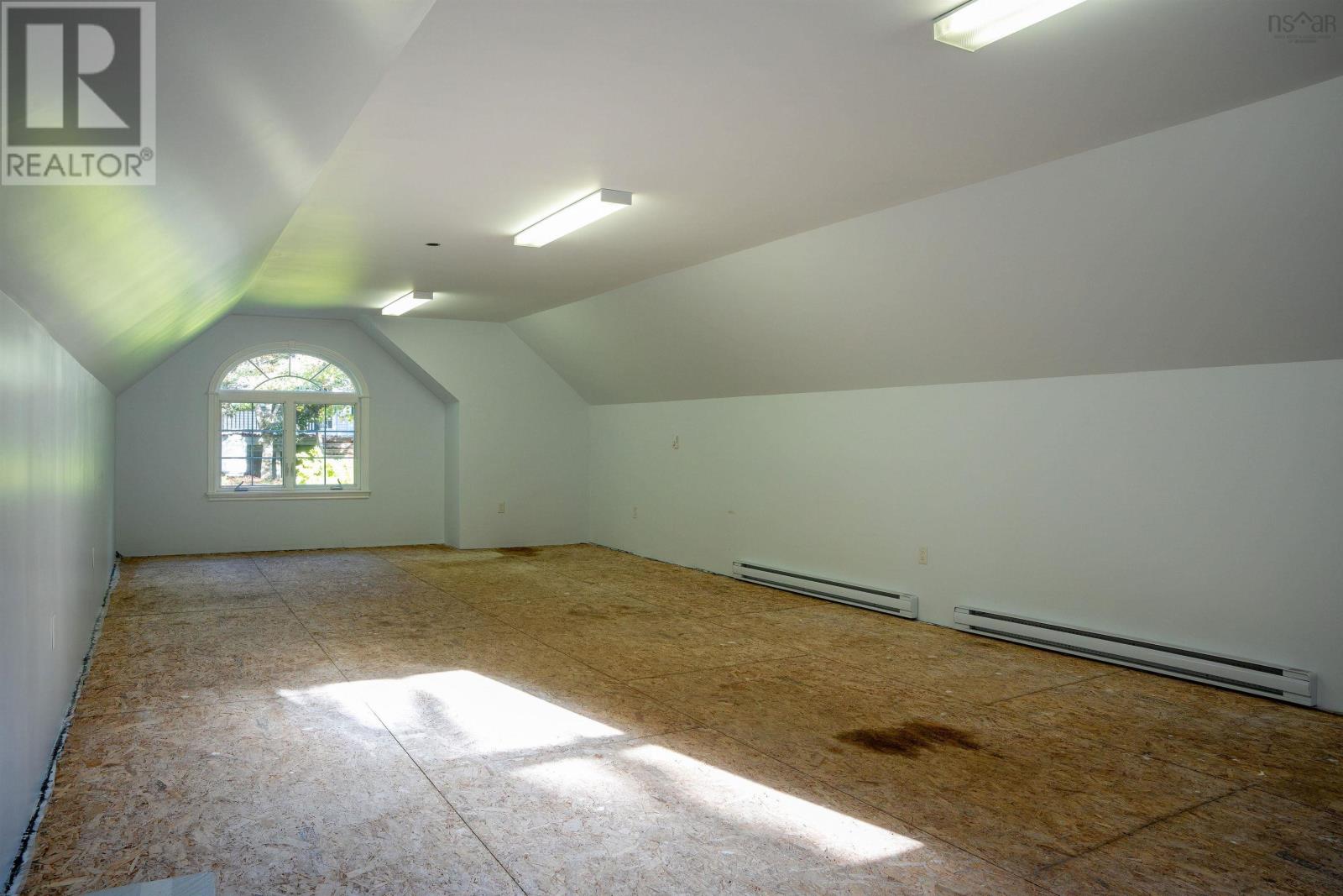 24 Nottingham Drive Property Photo 48