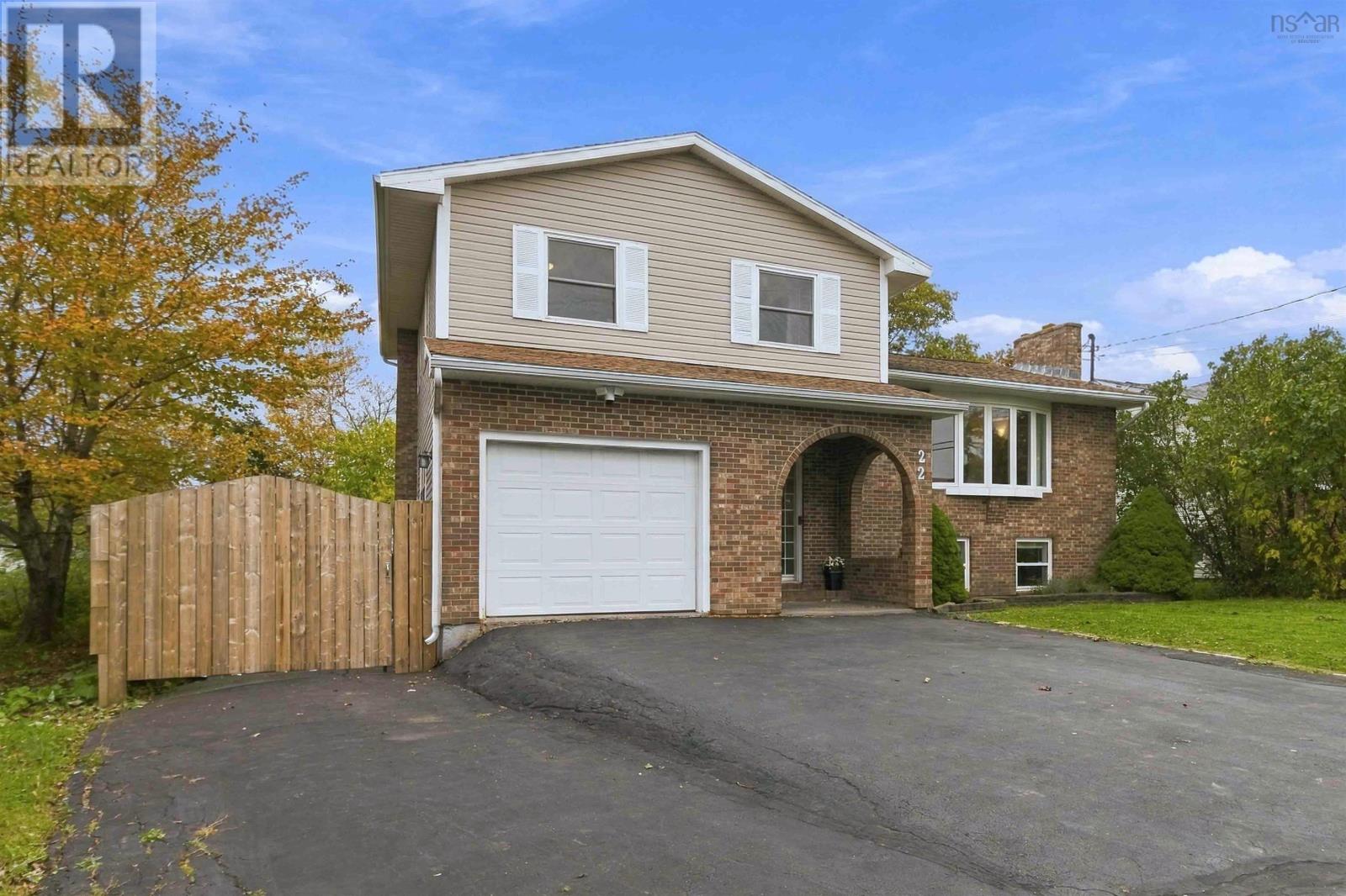 22 Cedar Crescent Property Photo 1