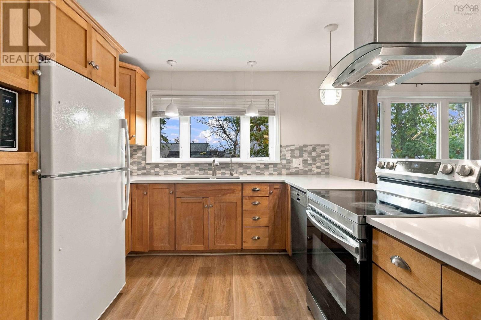 22 Cedar Crescent Property Photo 11