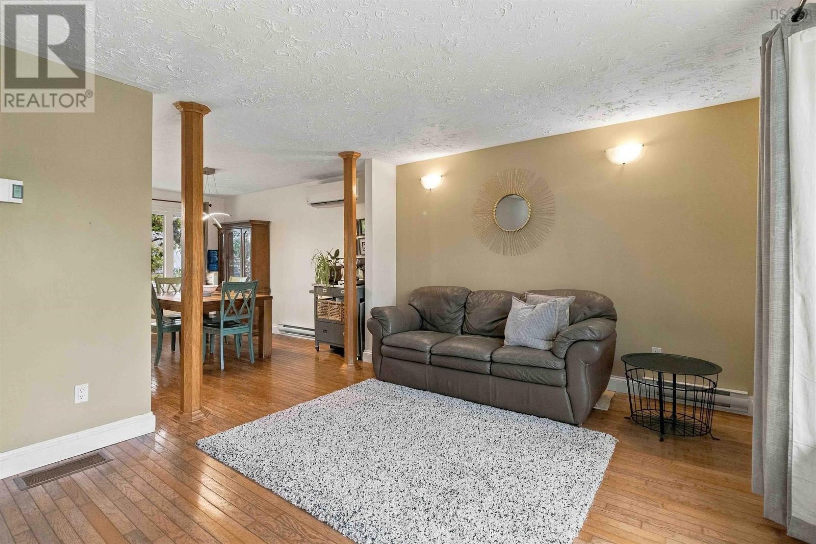 22 Cedar Crescent Property Photo 18