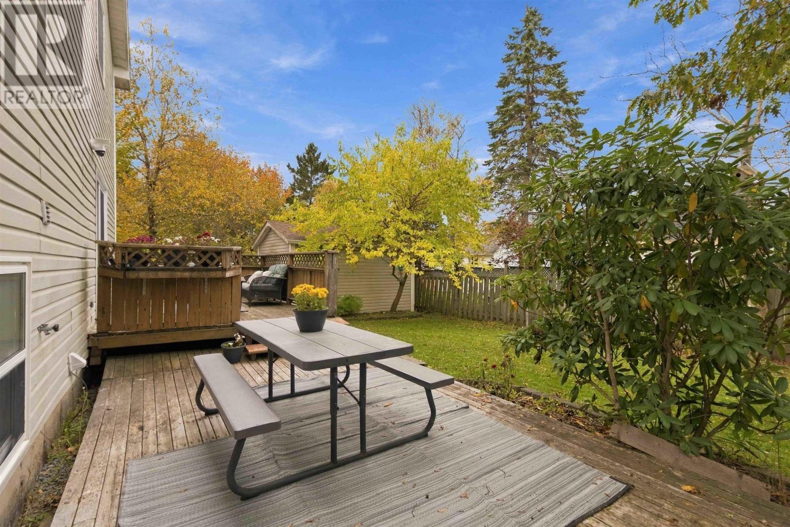22 Cedar Crescent Property Photo 35