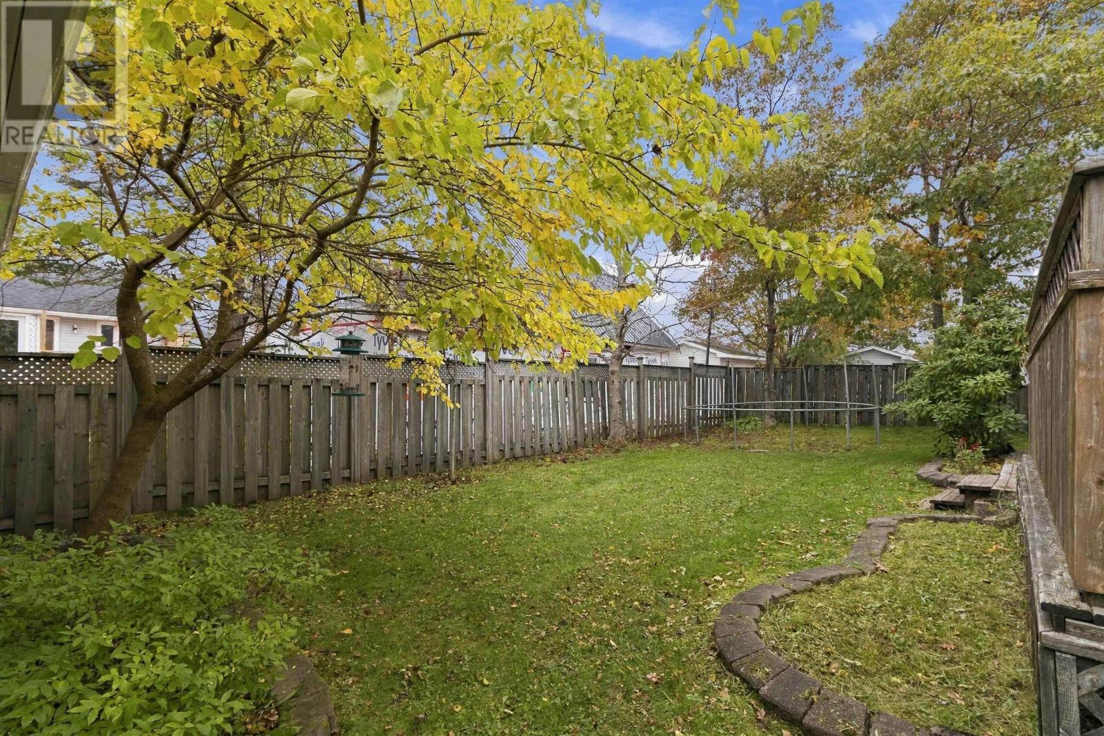 22 Cedar Crescent Property Photo 41