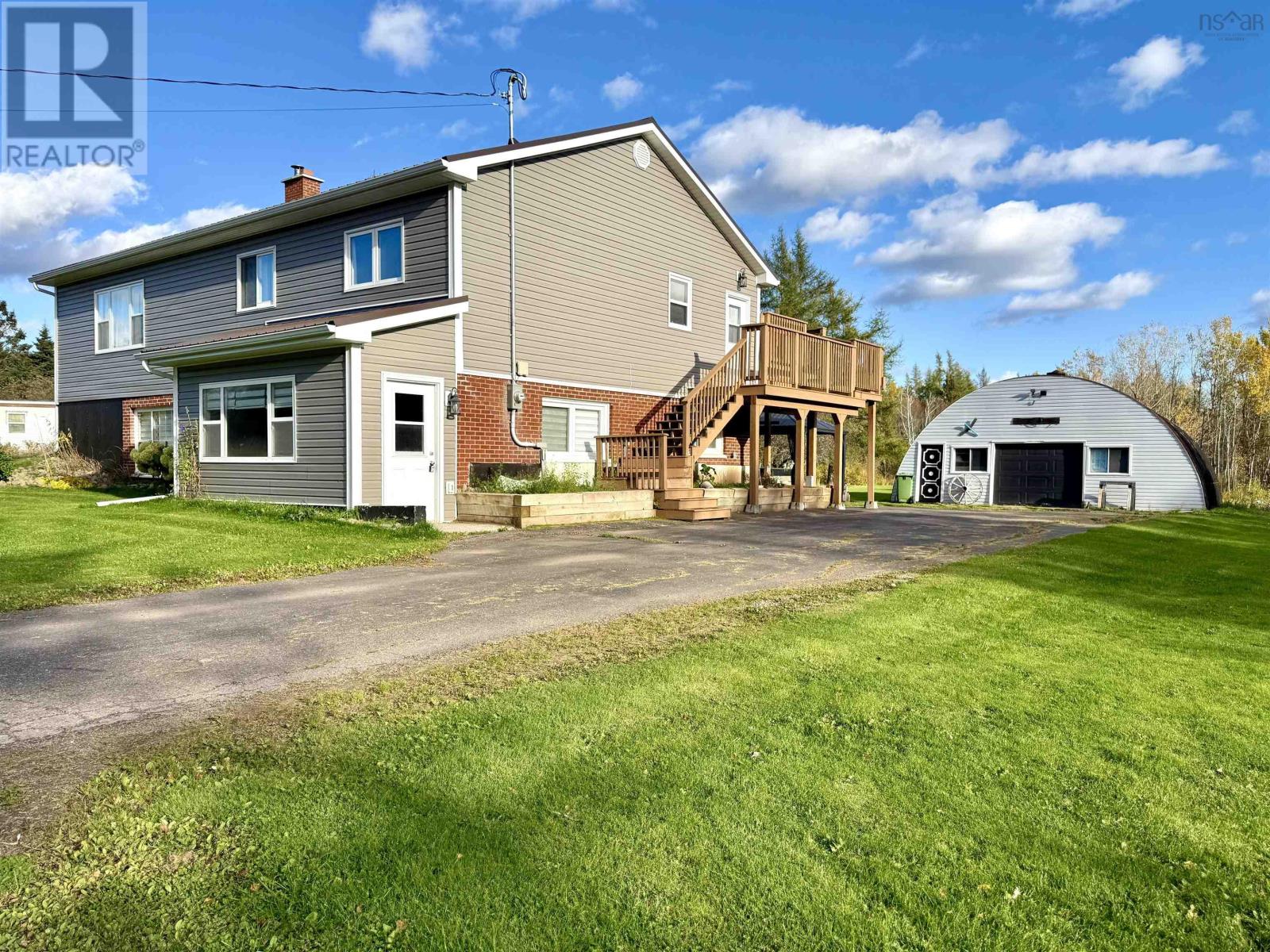 636 Macdonald Road Property Photo 1