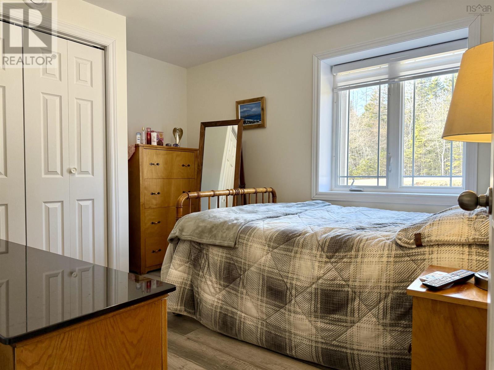 636 Macdonald Road Property Photo 44