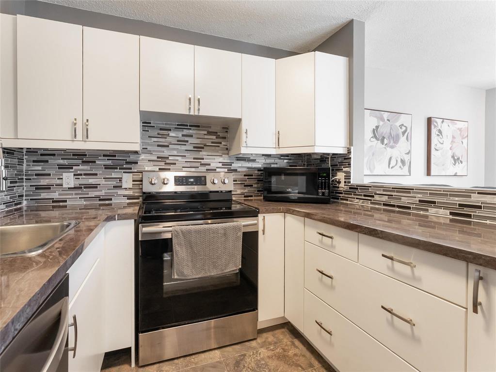 C 204 Goulet Street Property Photo 16