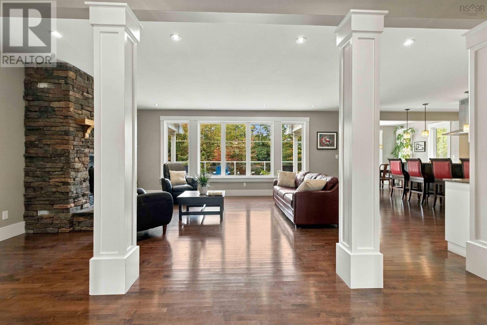24 Winley Drive Property Photo 11