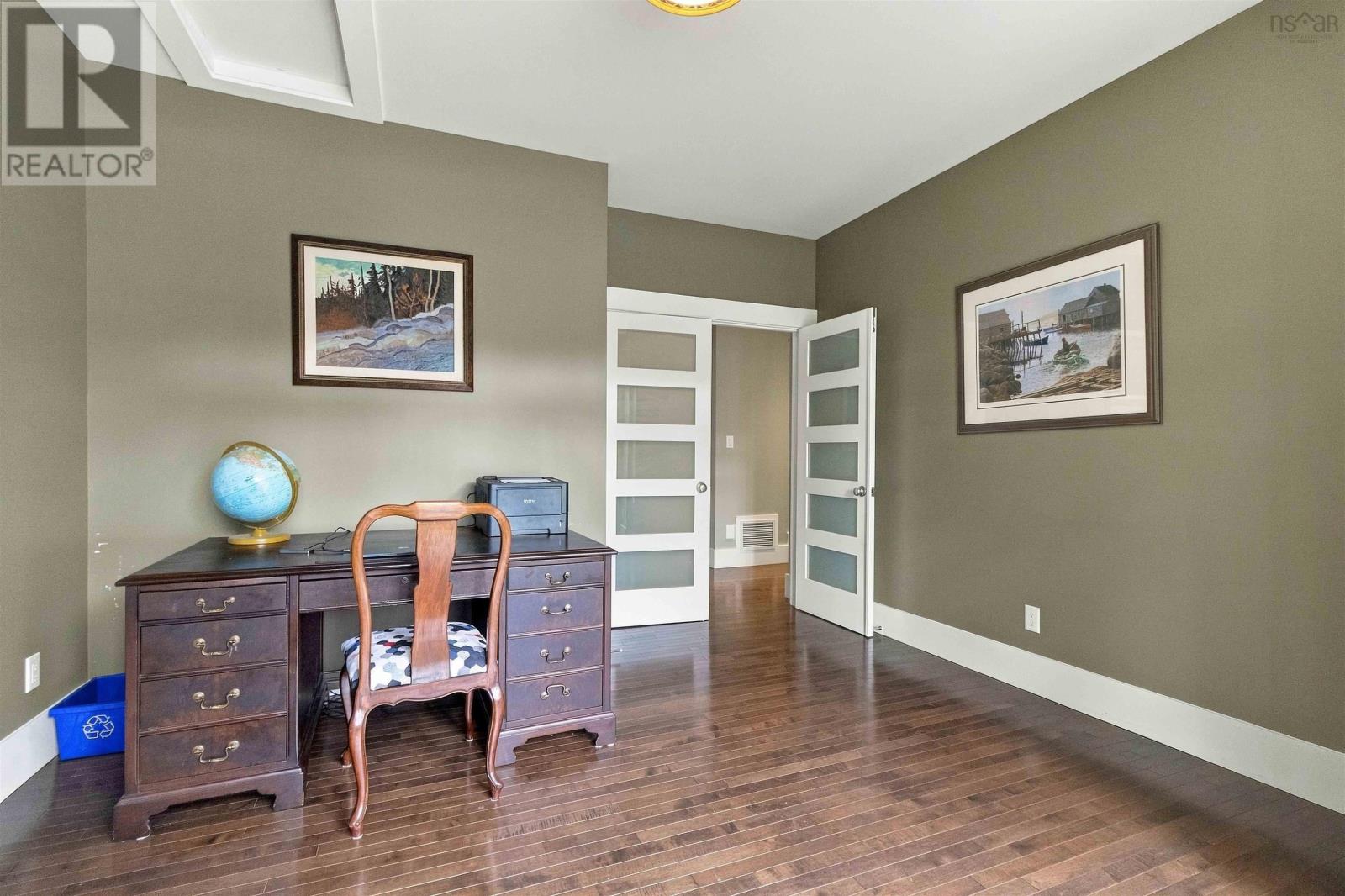 24 Winley Drive Property Photo 16
