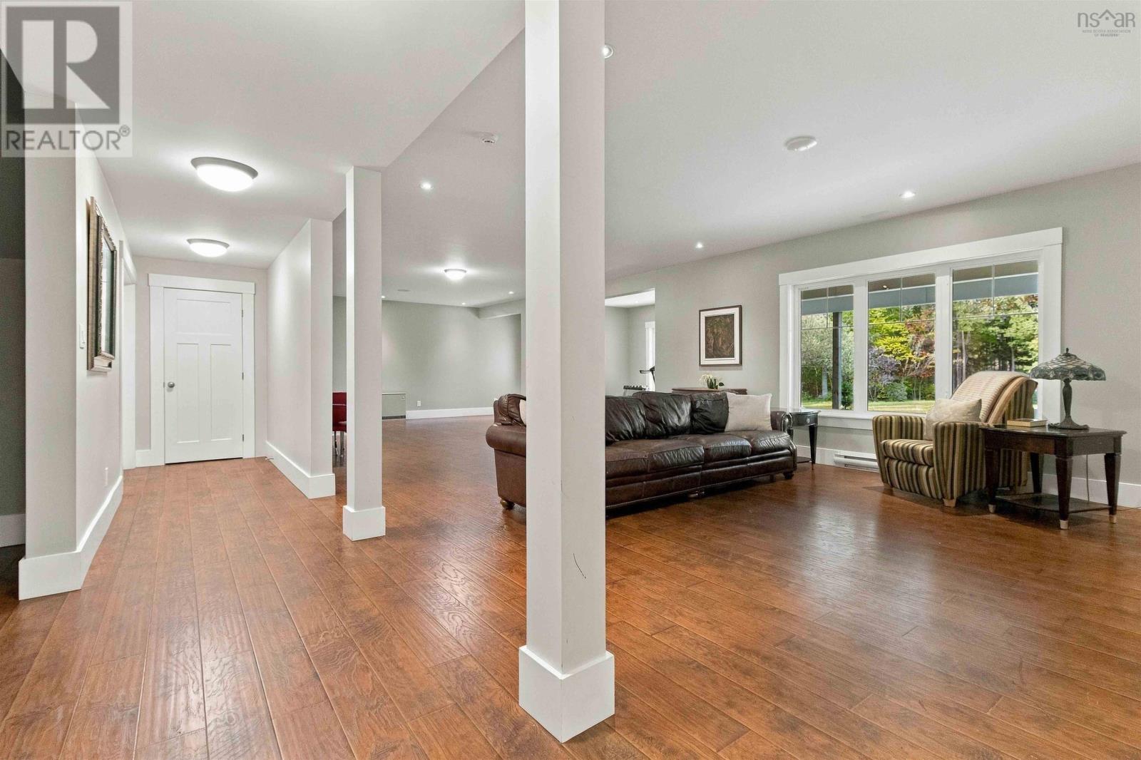 24 Winley Drive Property Photo 29
