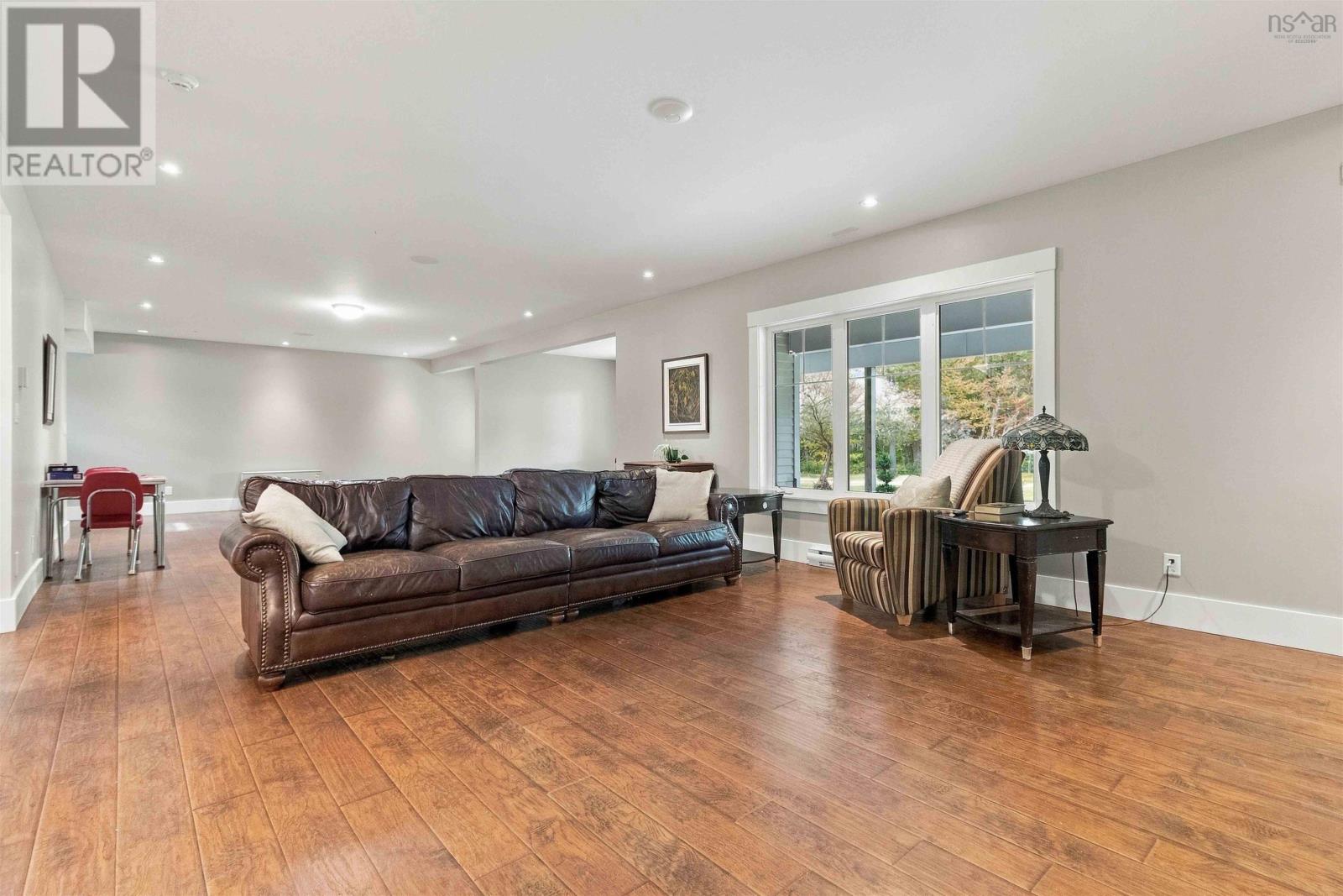 24 Winley Drive Property Photo 30