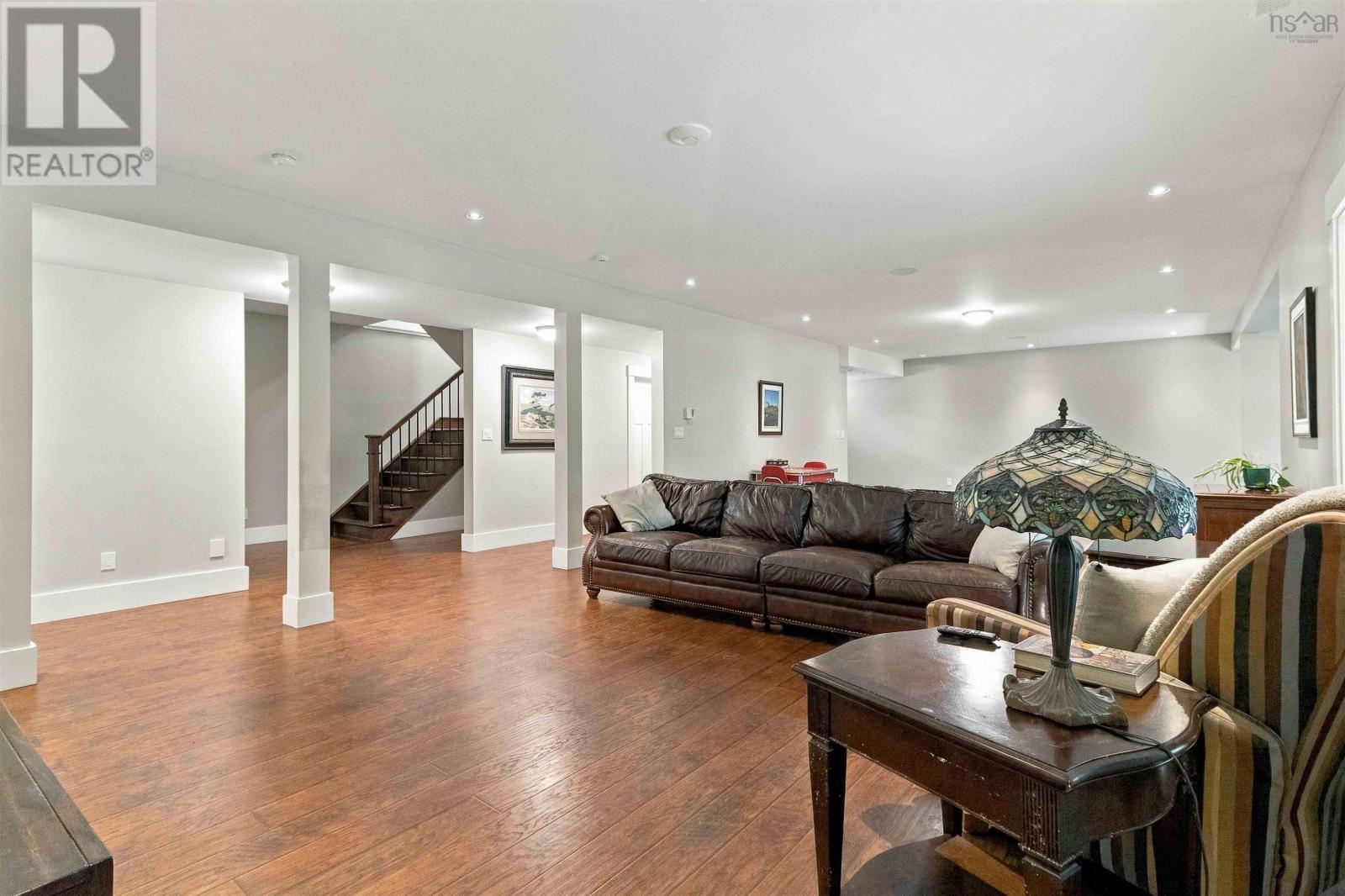 24 Winley Drive Property Photo 36