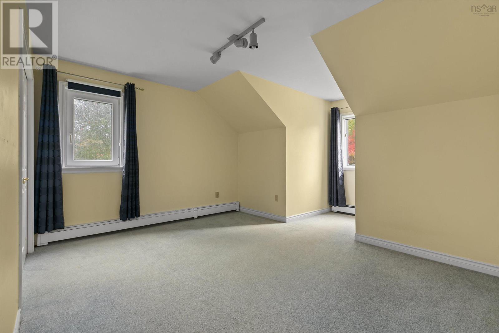 173 Dempster Crescent Property Photo 32