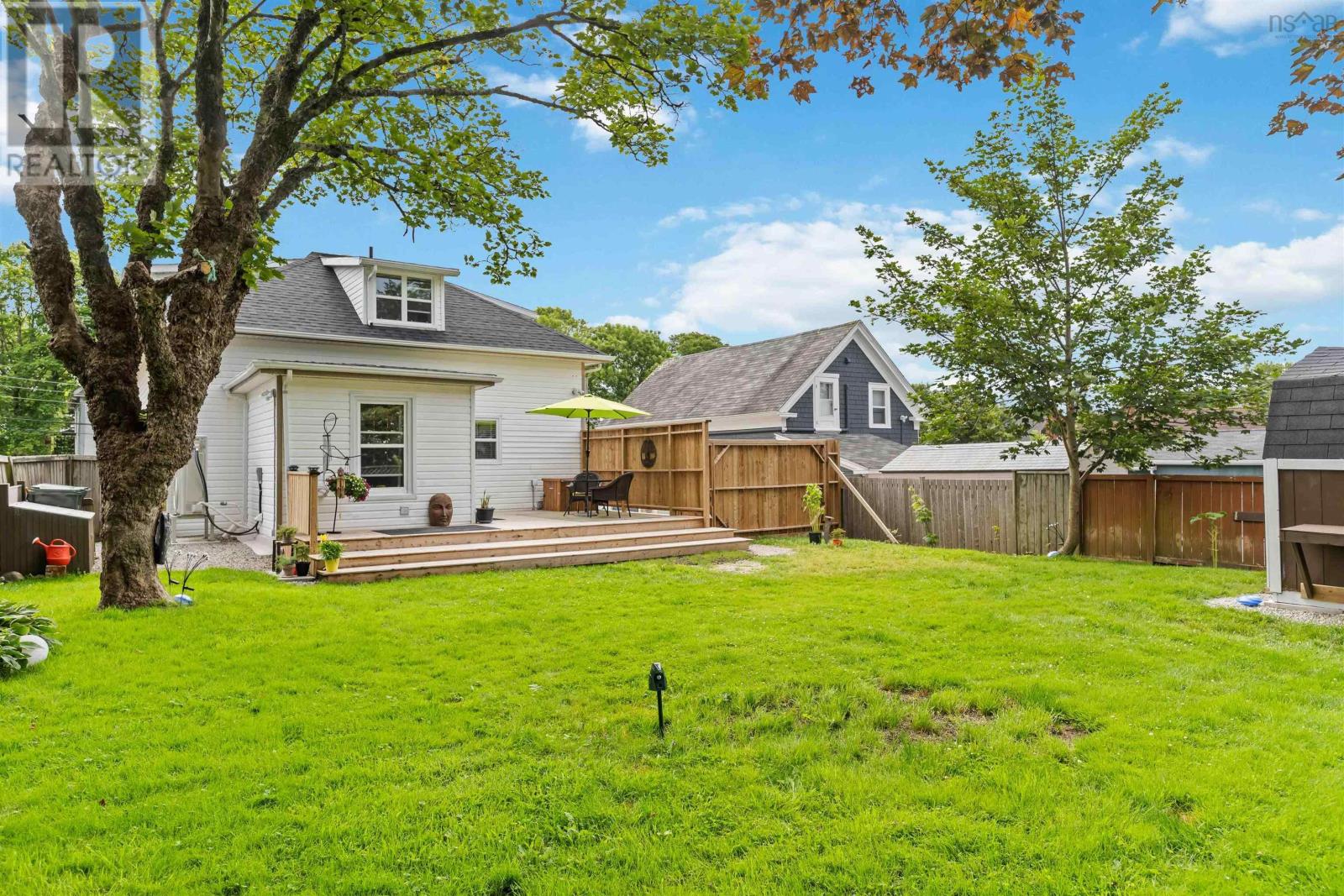14 Ryerson Court Property Photo 45