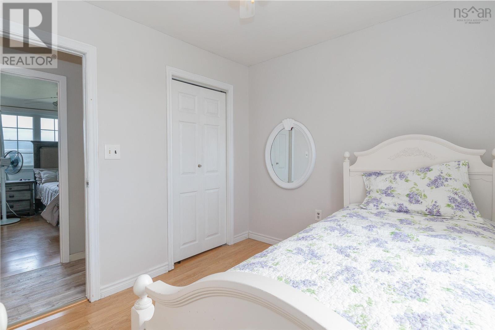 22 Atlantic Street Property Photo 16