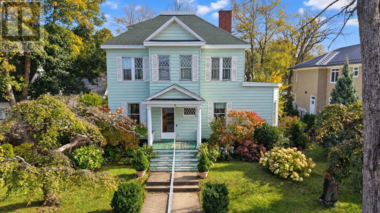 18 Park Street Property Photo 1