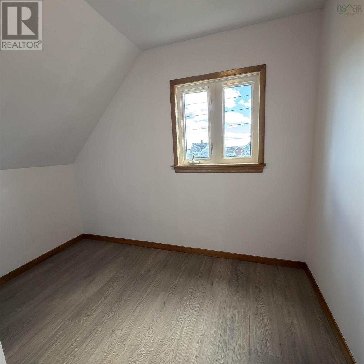 65 Cliff Street Property Photo 17