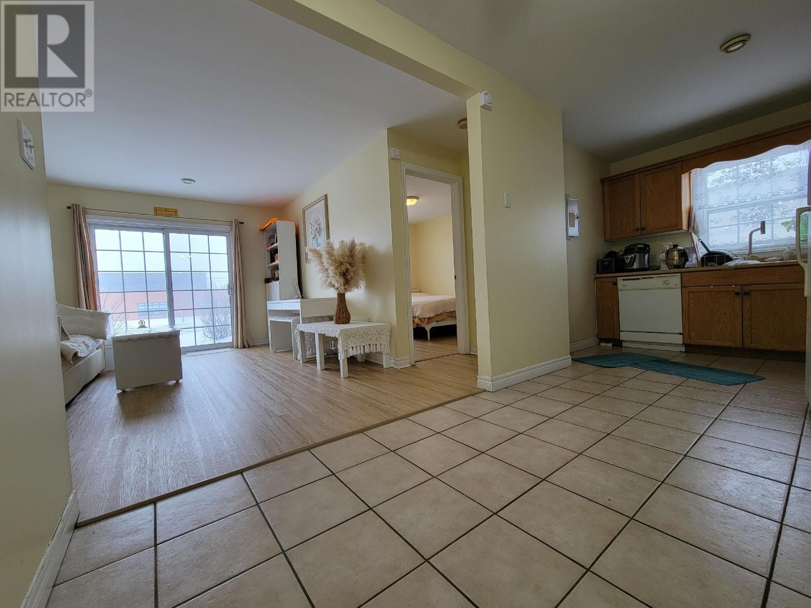 1 33 Glen Stewart Drive Property Photo 9