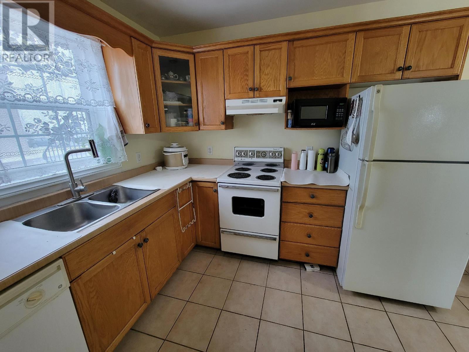 1 33 Glen Stewart Drive Property Photo 14