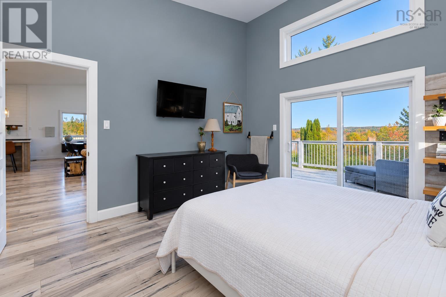 2085 Coxheath Road Property Photo 19