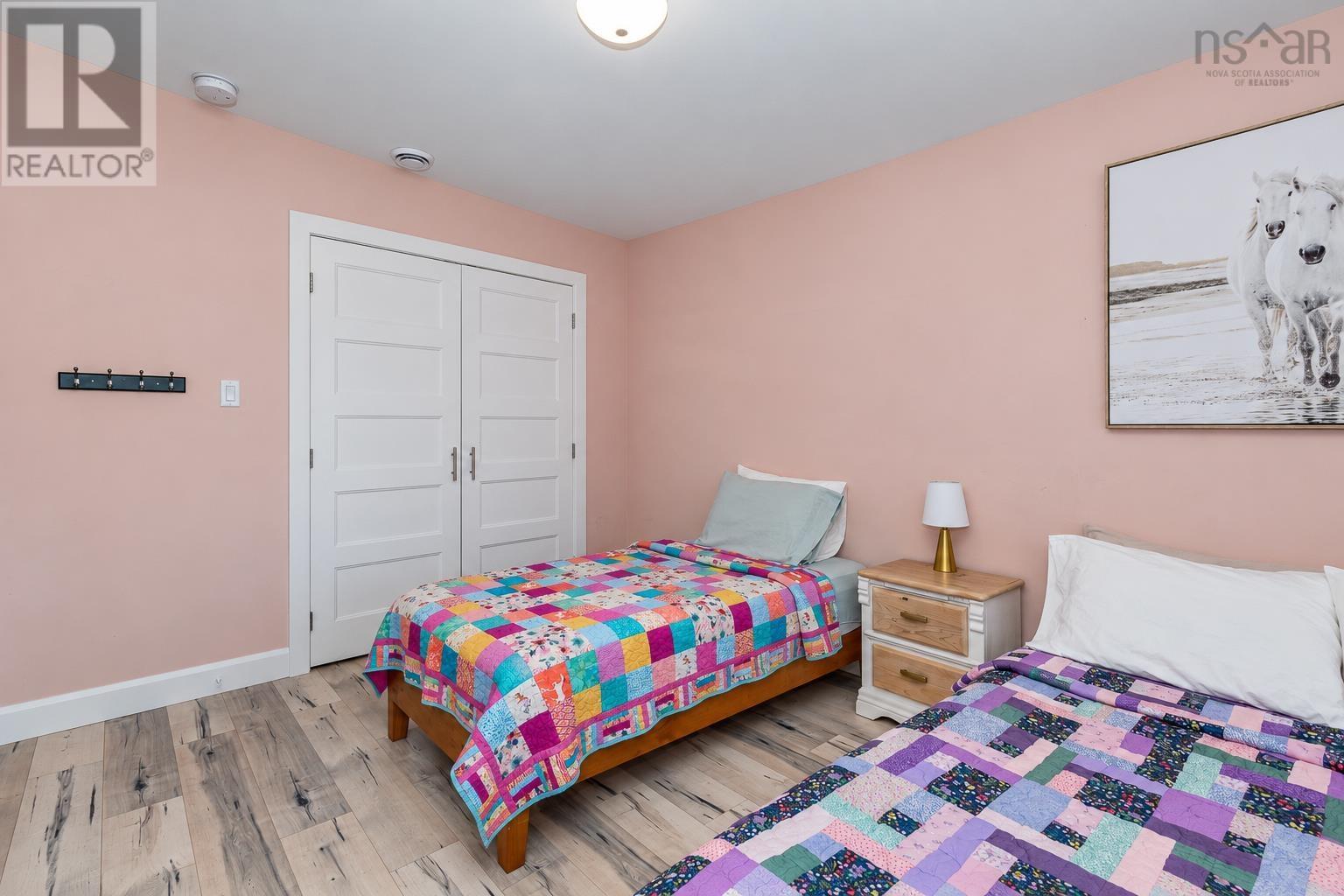 2085 Coxheath Road Property Photo 31
