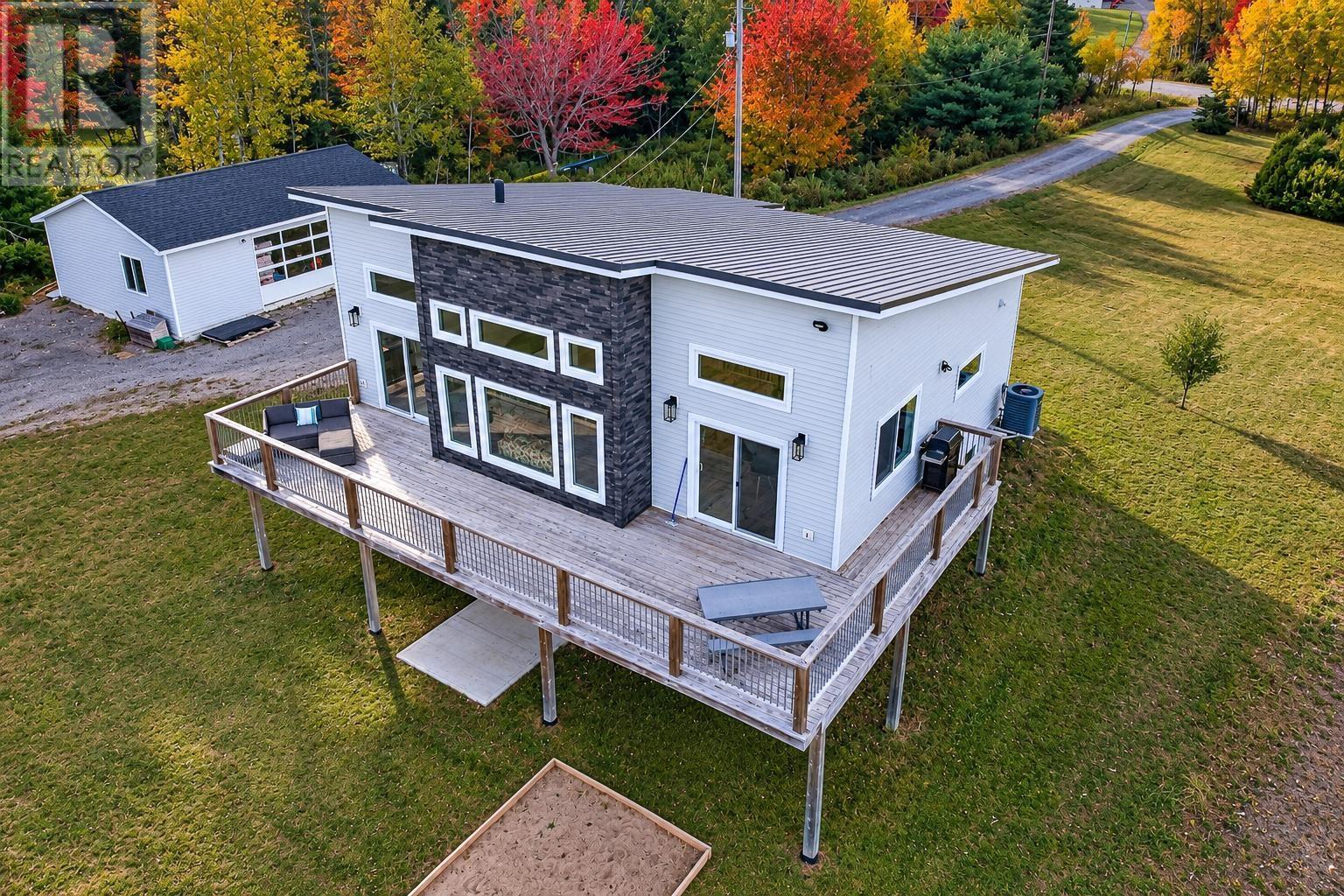 2085 Coxheath Road Property Photo 40