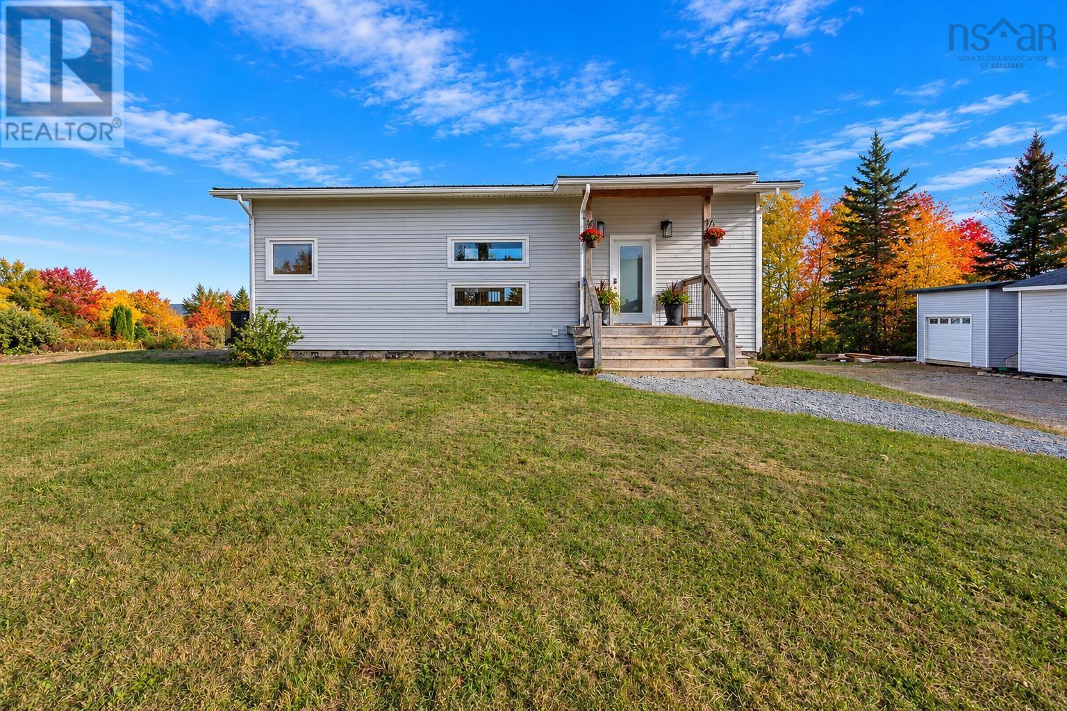 2085 Coxheath Road Property Photo 43