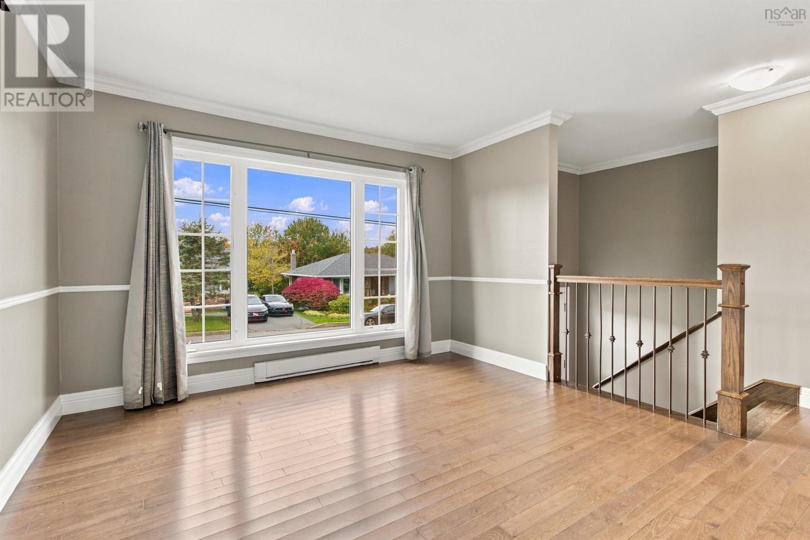 21 Gammon Crescent Property Photo 7