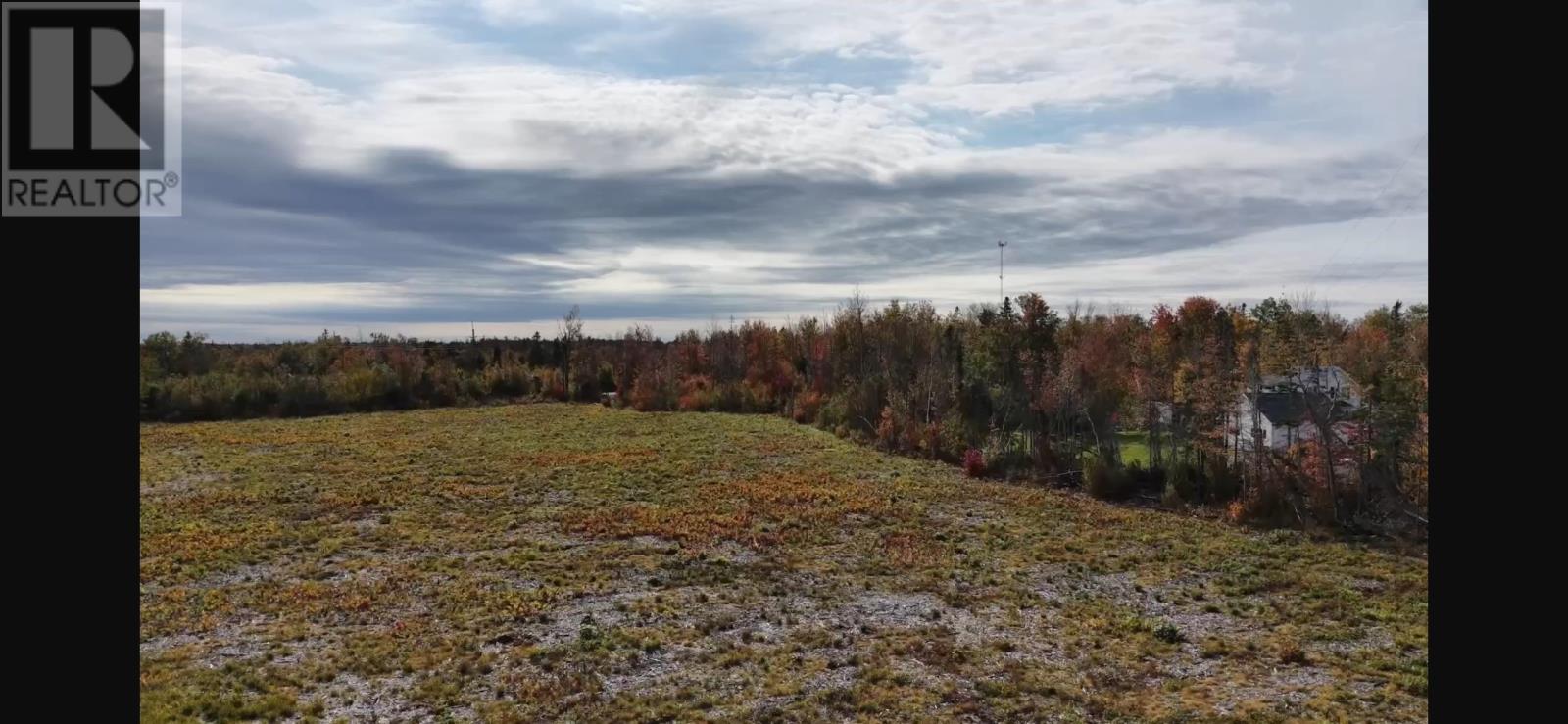 Acreage Old Lake Road Property Photo 4