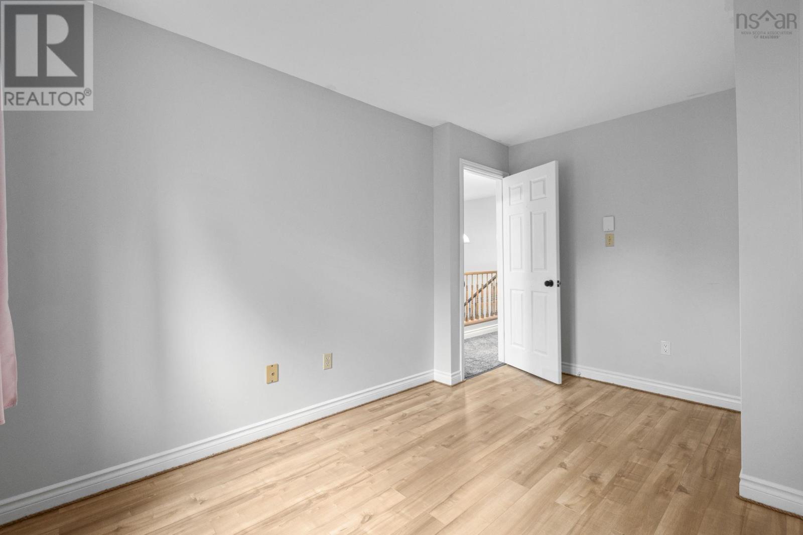 34 Trailwood Place Property Photo 31