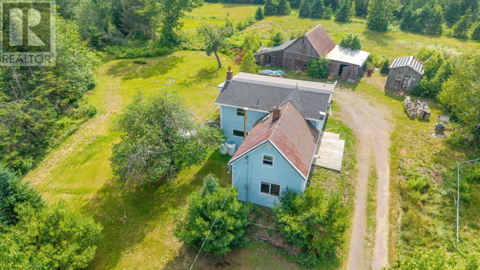 111 Minto Road Property Photo 1