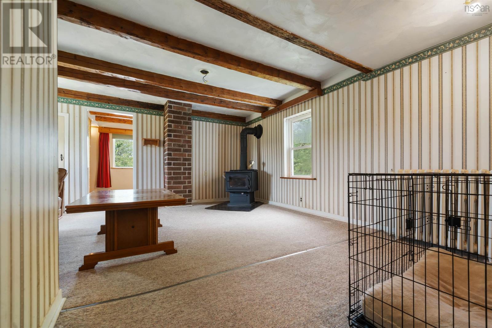 111 Minto Road Property Photo 8
