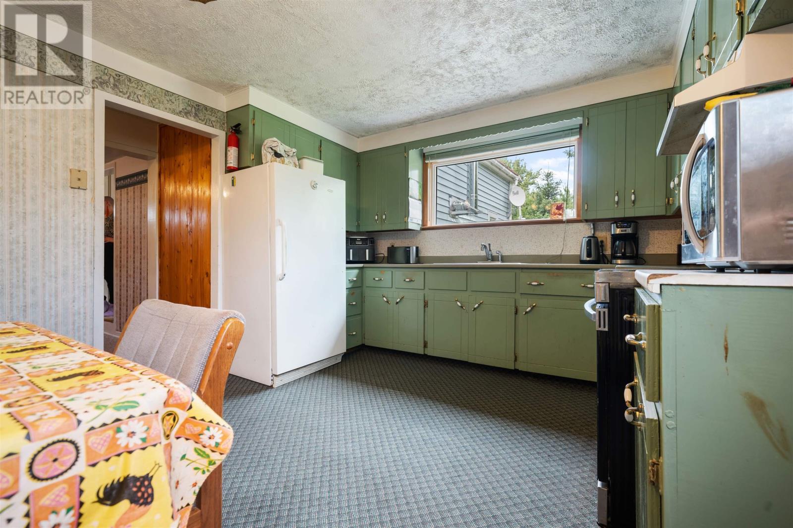111 Minto Road Property Photo 13