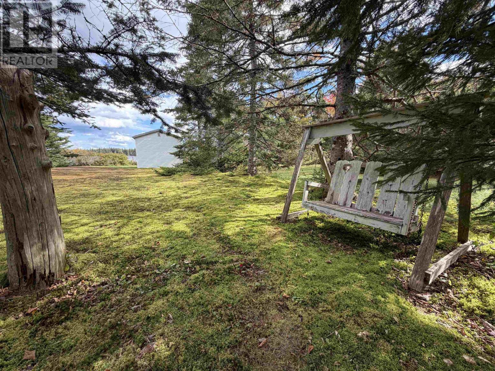 38 Burke Loop Property Photo 15
