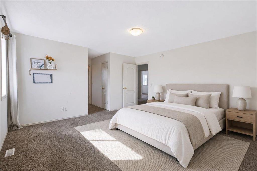 208 Bellflower Road Property Photo 23