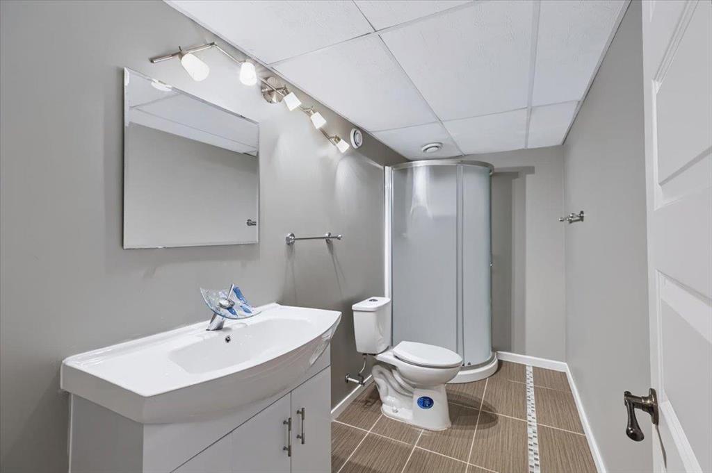 208 Bellflower Road Property Photo 45
