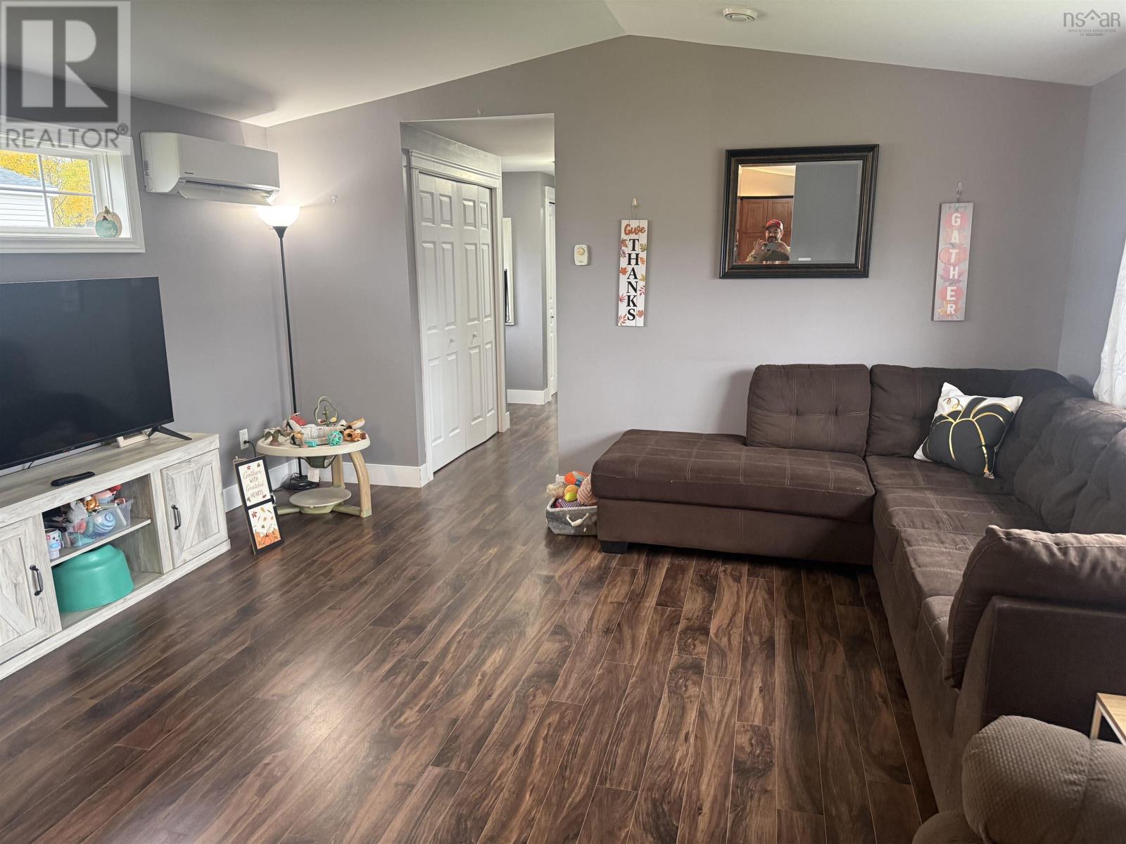 50 Silver Birch Drive Property Photo 7