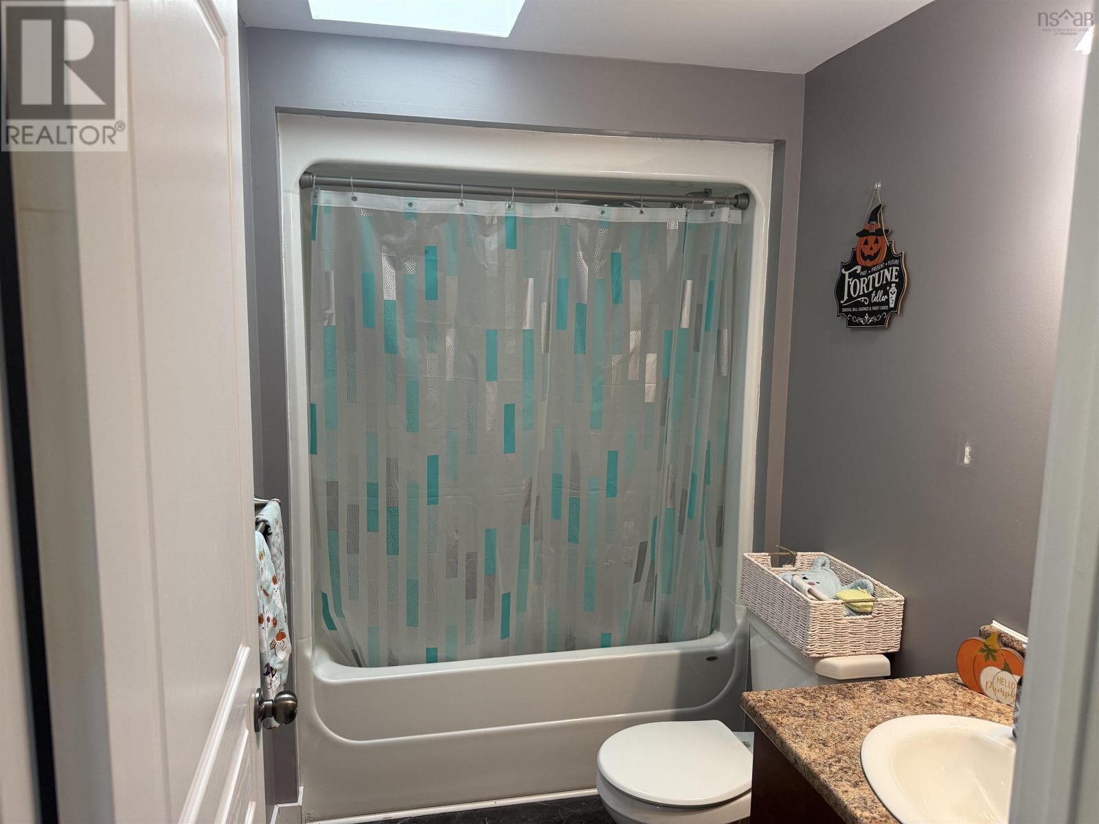 50 Silver Birch Drive Property Photo 13