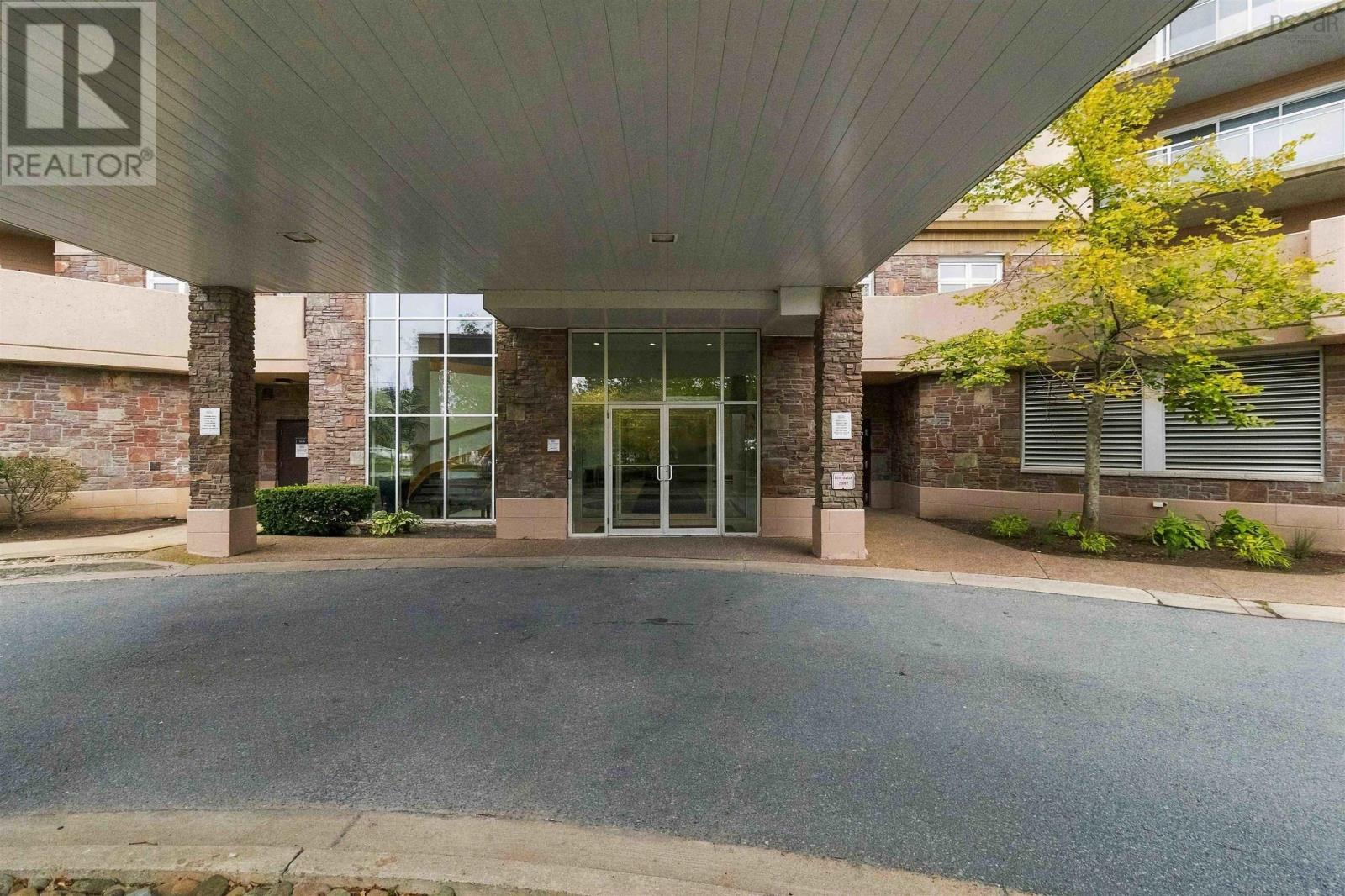 710 202 Walter Havill Drive Property Photo 7