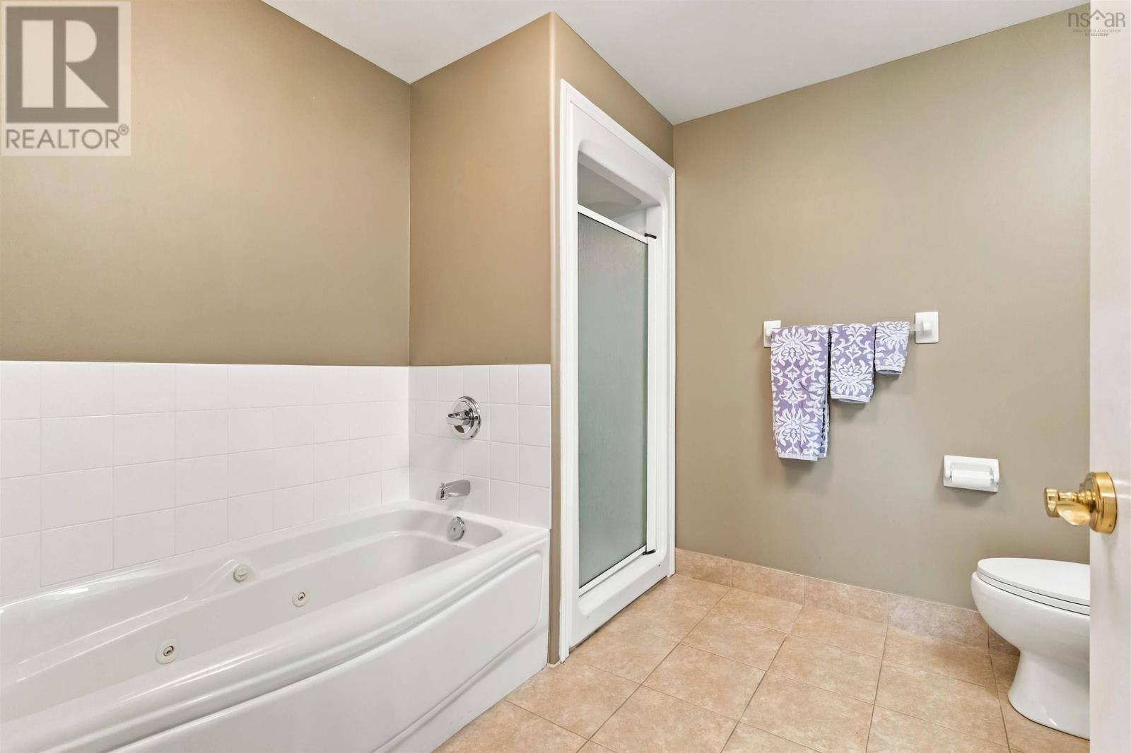 710 202 Walter Havill Drive Property Photo 40